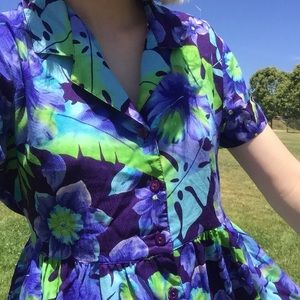 Cute hawaiian floral print tie button sun dress
